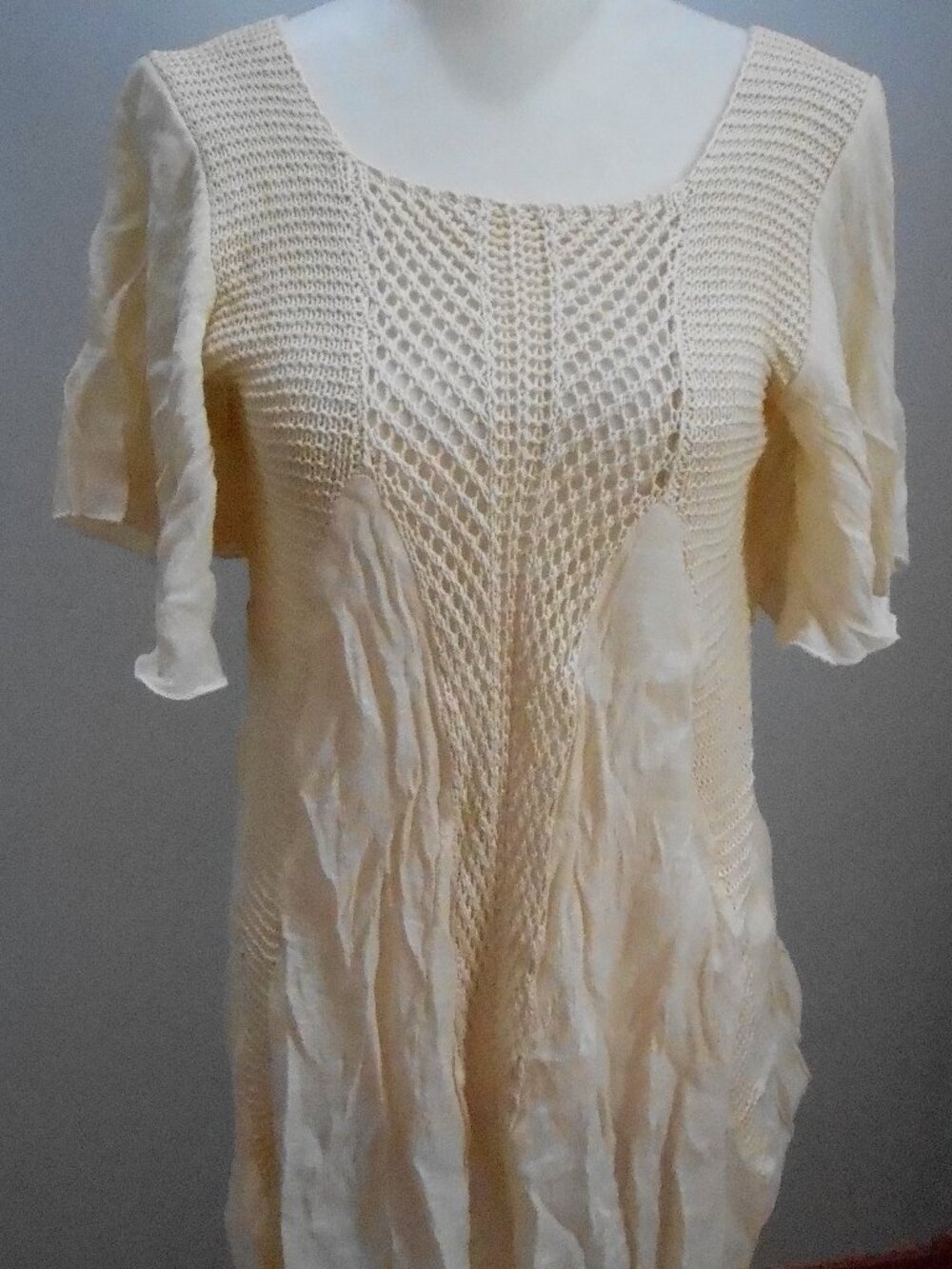 Women's Cream/Lt Yellow Colored Knit Short Sleeve Swimsuit Cover Up Dress Size-S